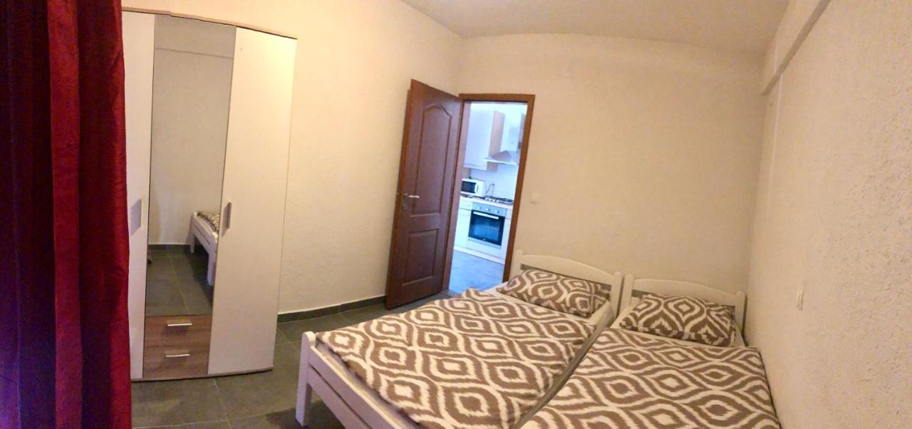 Apartmani Janja Starigrad Paklenica Exterior foto