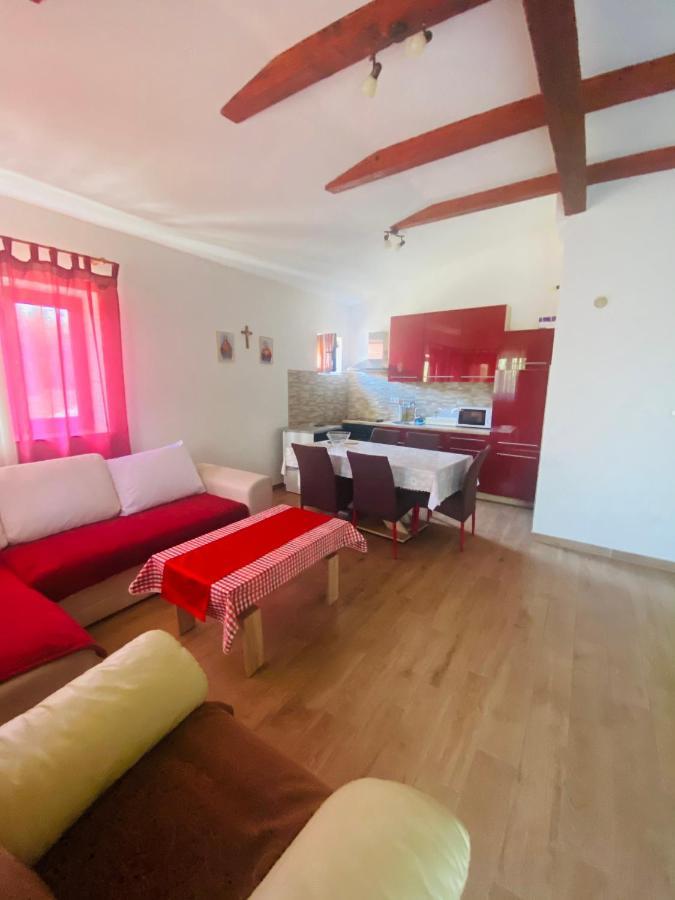 Apartmani Janja Starigrad Paklenica Exterior foto